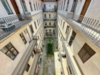 Eladó lakás (téglaépítésű) Budapest V. kerület, 116m2